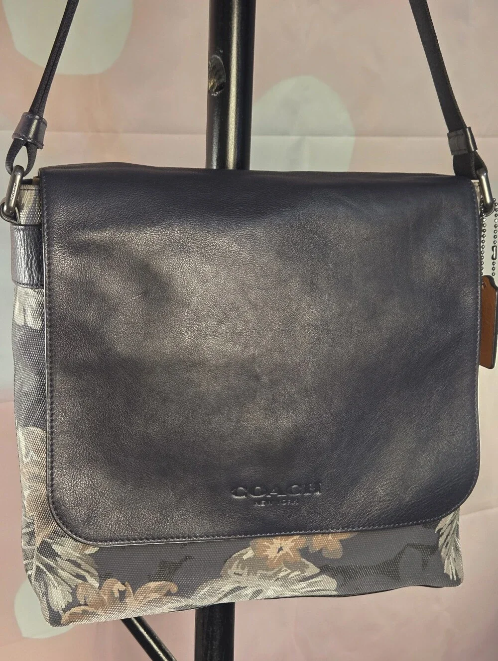 COACH Sullivan Small Messenger Bag In Hawaiian Palm Print LIKE NEW! 💙 NAVY BLUE